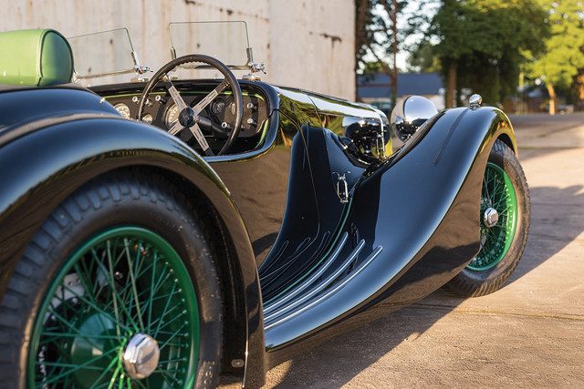 atalanta carro deportivo mano 06