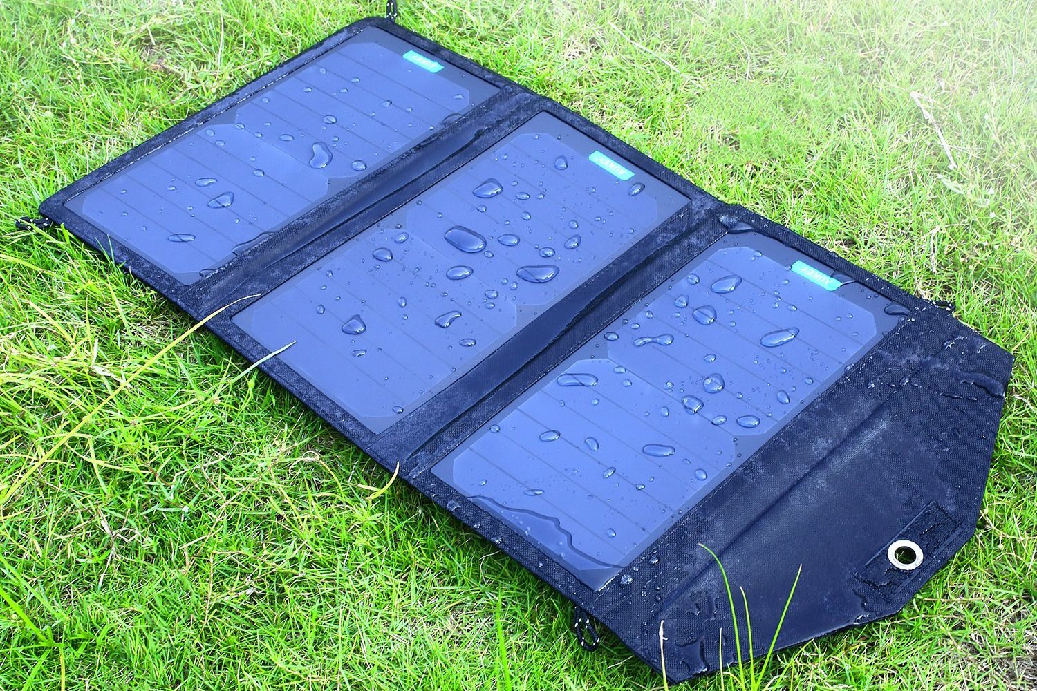 cargador solar aukey panel