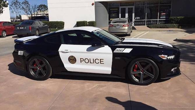 mustang saleen policia riverside police 01