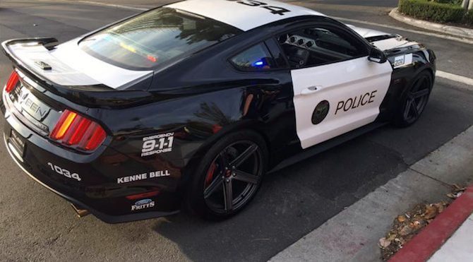 mustang saleen policia riverside police 03