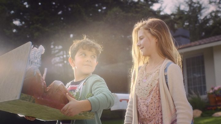 chysler pacifica publicidad latinos chrysler hero 6