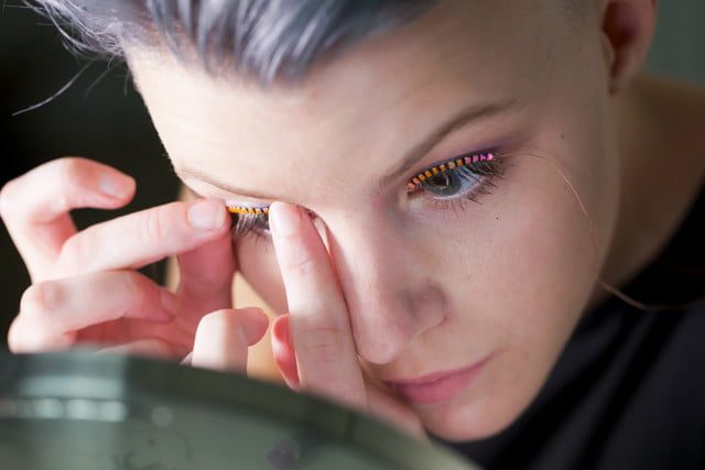 pestanas postizas luces led f lashes application 640x427 c