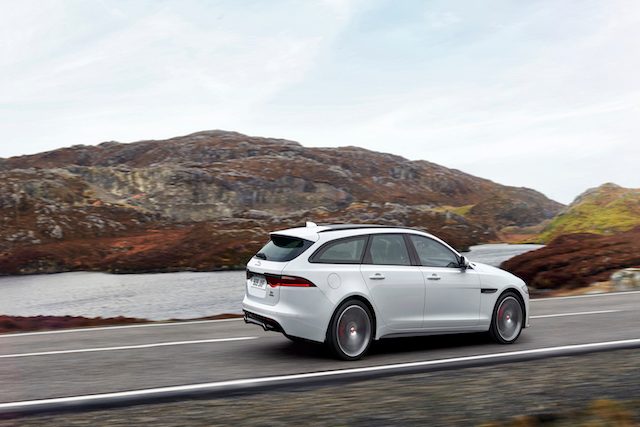 jaguar xfsportbrake lanzamiento xf sportbrake 15