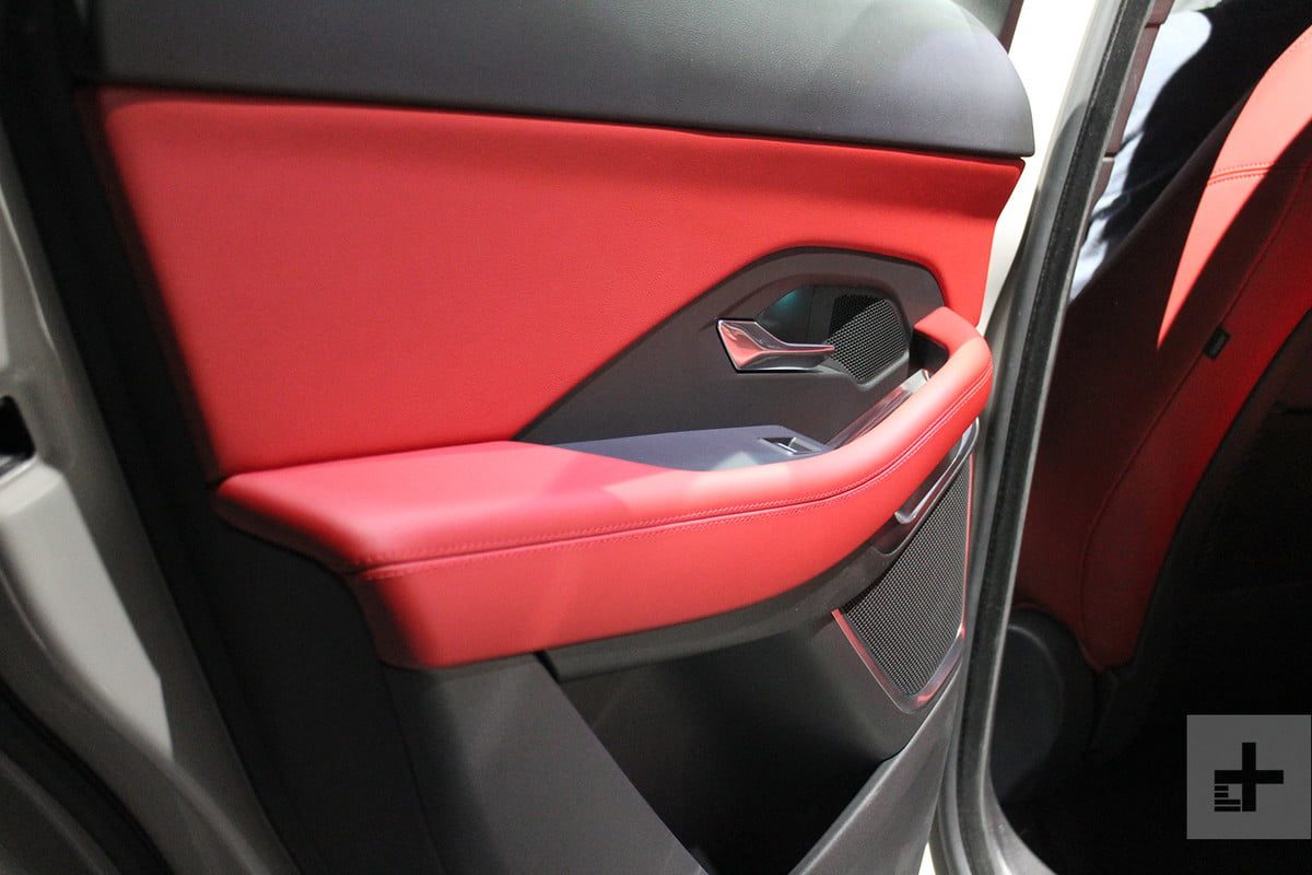 jaguar epace suv lanzamiento juaguar e pace20 1200x800 c