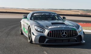 mercedes amg gt4 carreras customer racing  premiere in spa francorchamps eine neue klasse der performance