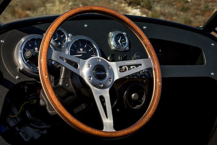 venice vanderhall trimotos estilo venderhall 15 720x480 c