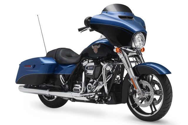 harley davidson edicion 115 aniversario 2018 flhx anv street glide anniversary touring 2 640x427 c