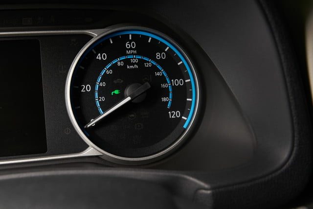 nissan leaf segunda generacion 2018 makes north american debut 24 640x427 c