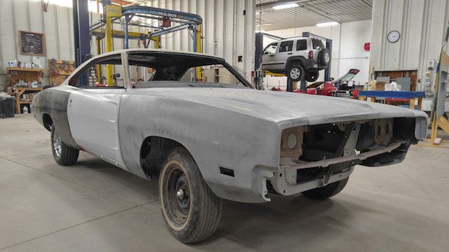 charger 1969 sobre challenger 2016 chasis 02