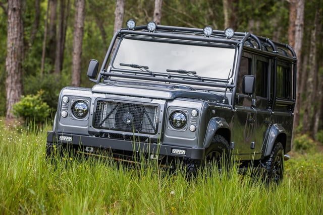 land rover defender project kingsman deremer studios automotve photography 2 640x427 c