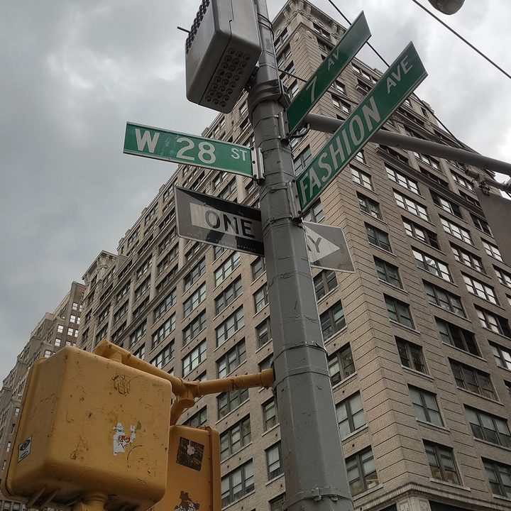 revision essential phone ph 1 camera sample street sign