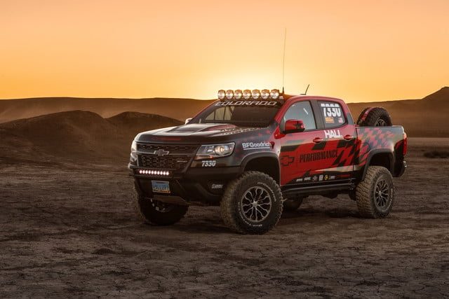 chevy colorado zr2 carrera todoterreno hall racings chevrolet 4 640x427 c