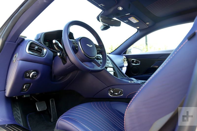 aston martin db11 motor v8 2018 interior drivers 800x533 c