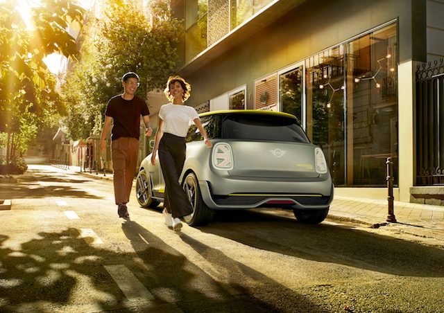 mini cooper electrico frankfurt electric concept 07