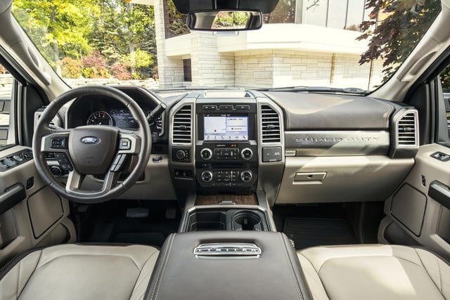 ford f series limited lujo 18fordsuperduty 07 hr 640x427 c