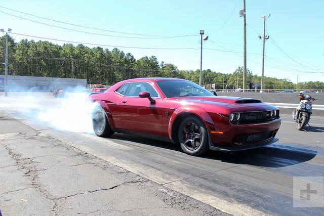 mas sobre el dodge demon drag race 13 640x427 c