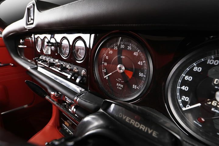 carbon motors restauracion jaguar 420 2017 digitaltrends 1969 restoration 3 720x480 c