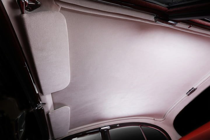 carbon motors restauracion jaguar 420 2017 digitaltrends 1969 restoration 9 720x480 c