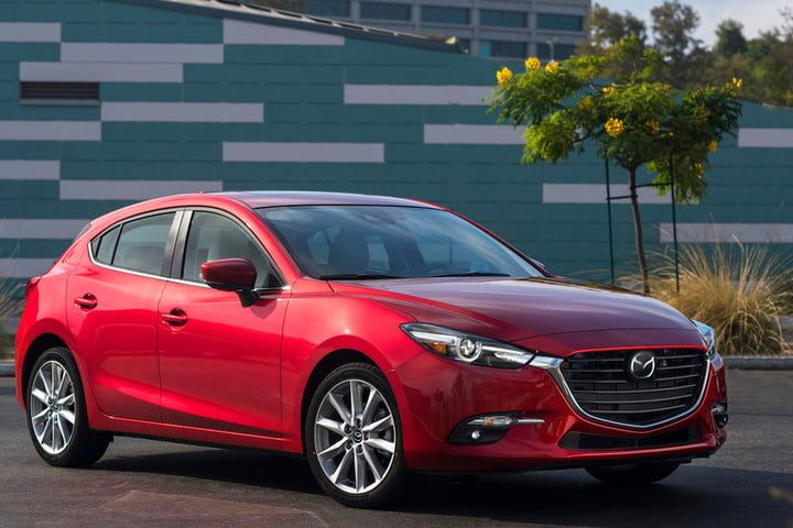 los 10 mejores carros familias hispanas 2017 mazda3 01 970x546 c 720x480