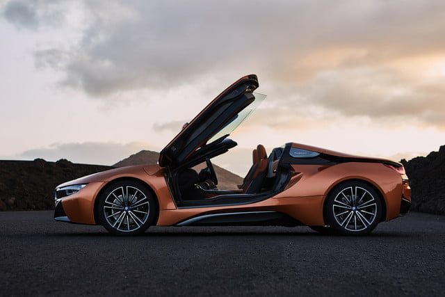 bmw presenta i8 roadster descapotable shooting lanzarote 4 640x427 c