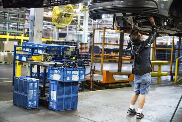 exoesqueleto eksovest ford robot exoskeleton technology pilot 17 720x480 c