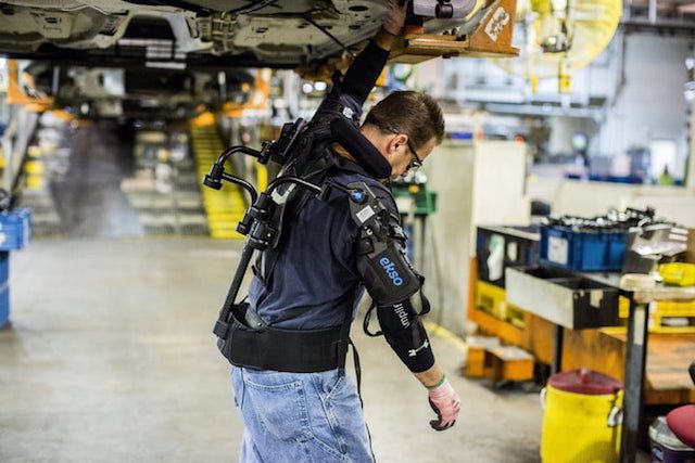 exoesqueleto eksovest ford robot exoskeleton technology pilot 9 720x480 c