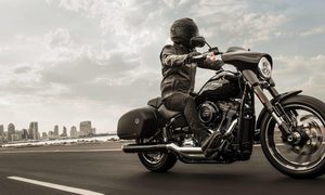 harley davidson presenta sport glide feat
