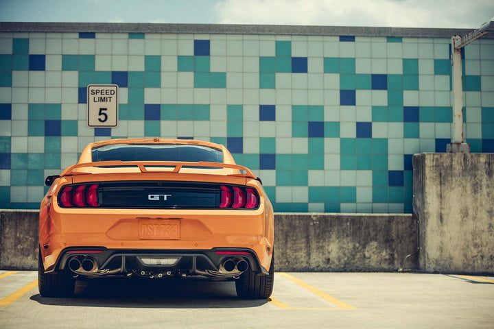 ford mustang 2018 gt 05 720x480 c