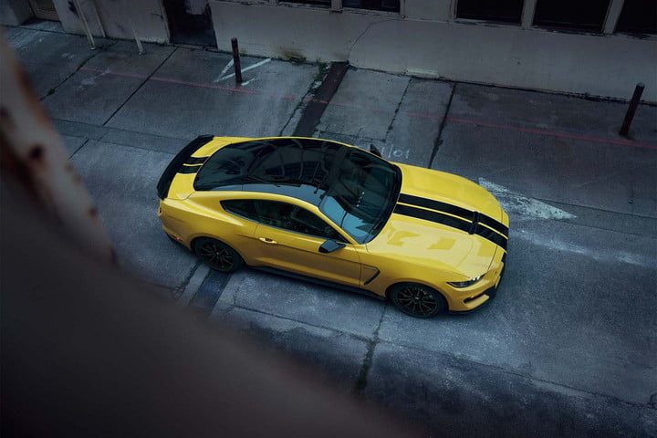 ford mustang 2018 gt350 15 720x480 c