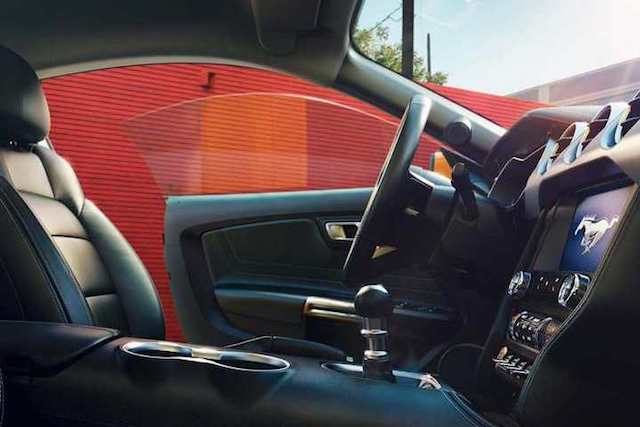 ford mustang 2018 interior 2