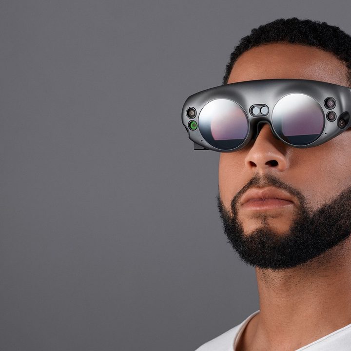 magic leap hombre con lentes de realidad mixta