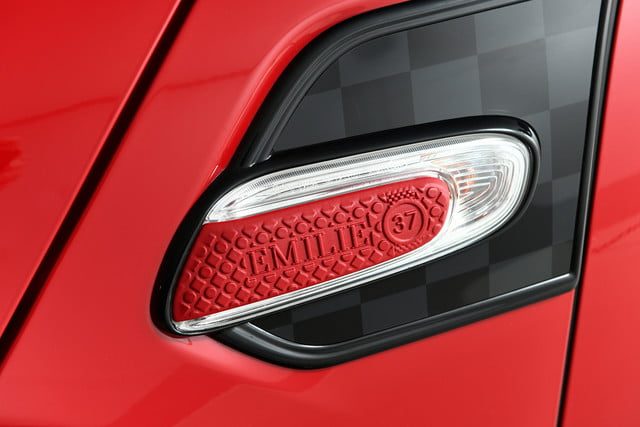 mini personalizar carros 3d yours customized 5 640x427 c