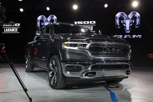 camioneta ram 1500 2019 detroit 2018 14 640x427 c