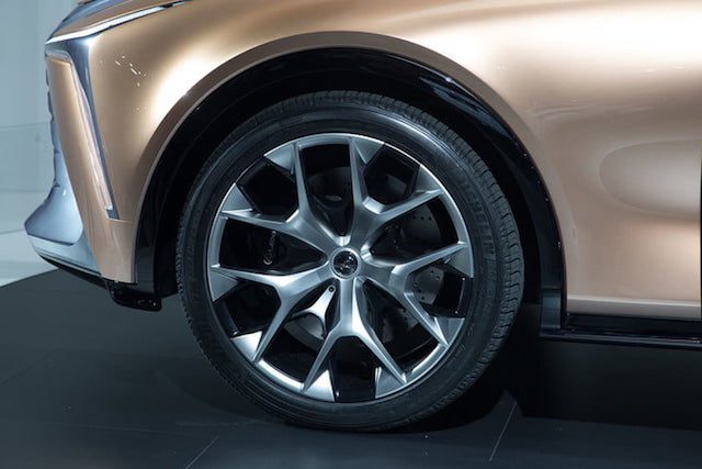 lexus lf1 limitless presentacion detroit 4