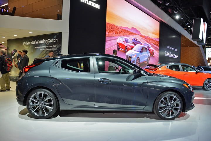 hyundai veloster segunda generacion dt detroit 2019 9 720x480 c