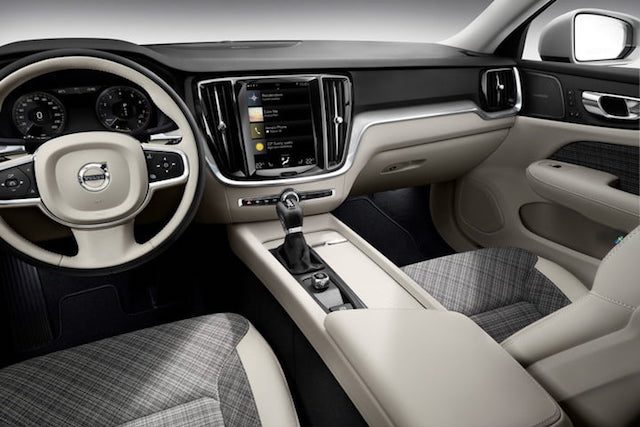 nuevo volvo station wagon v60 int 3