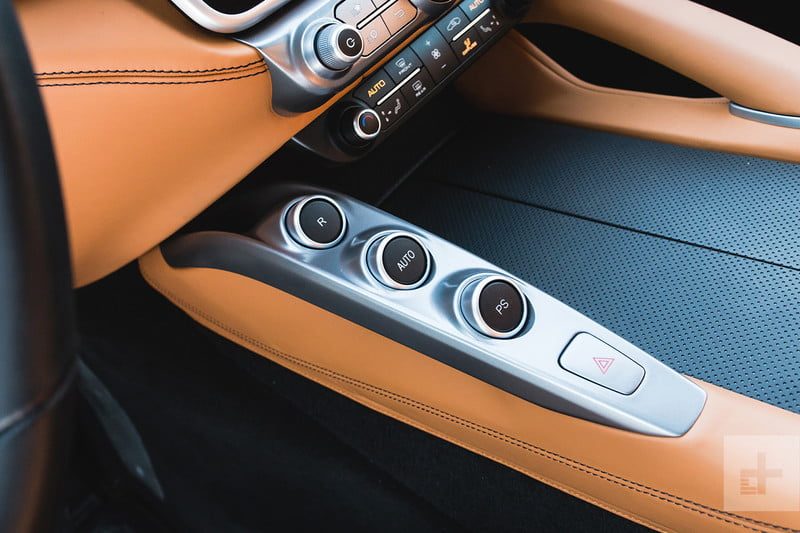 ferrari gtc4lusso deportivo invierno 2018 cc buttons 800x533 c