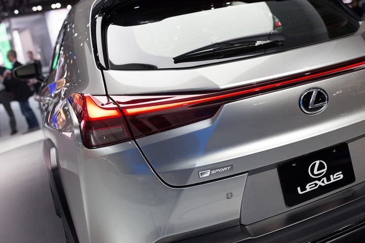 nuevo crossover lexus ux eeuu 2018 new york 2019 1 720x480 c