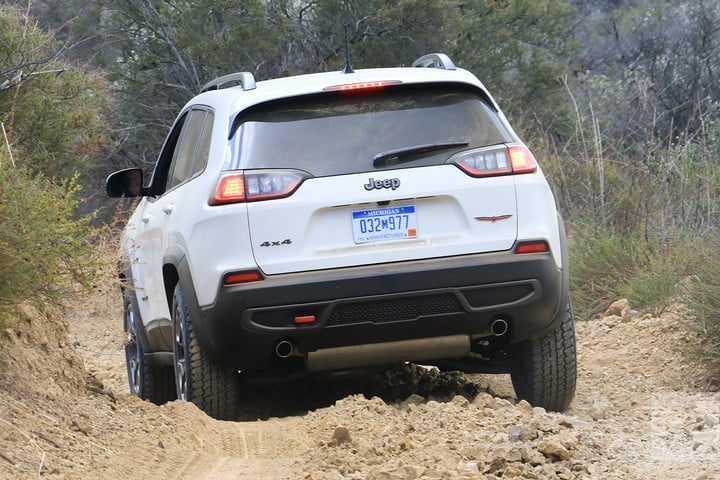 jeep cherokee 2019 prueba grand back bradley iger 720x720