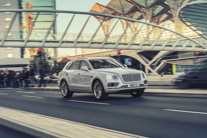 primer bentley electrificado ginebra bentayga hybrid 1 720x480 c