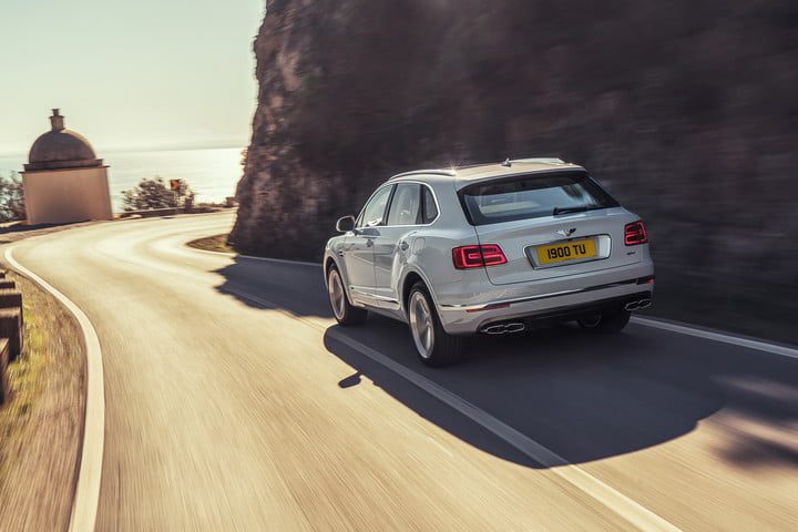 primer bentley electrificado ginebra bentayga hybrid 7 720x480 c