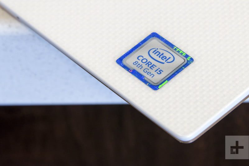 revision dell xps 13 2018 screen corelogo 800x533 c