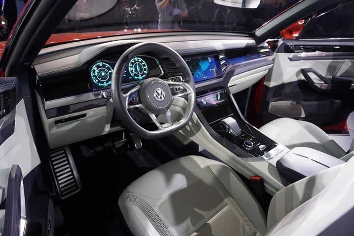 lo mejor auto show ny 2018 dsc08726 720x480 c