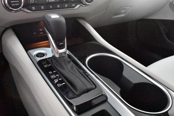 lo mejor auto show ny 2018 dsc 0524 720x480 c