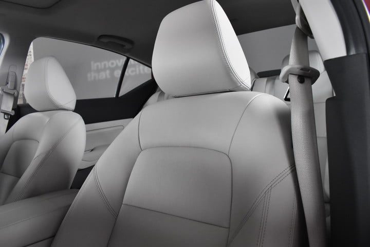 lo mejor auto show ny 2018 dsc 0532 720x480 c