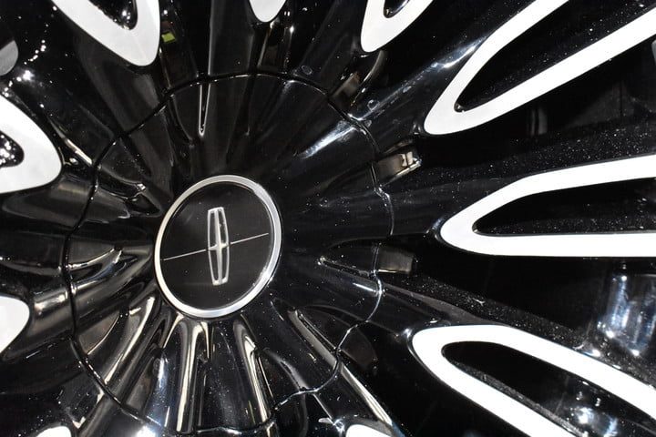 lincoln aviator suv enchufable dsc 0580 2 720x480 c