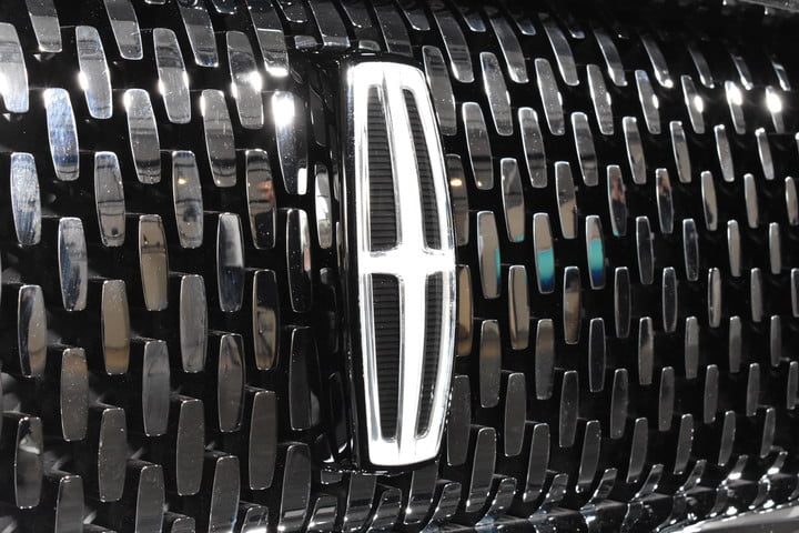 lincoln aviator suv enchufable dsc 0582 720x480 c