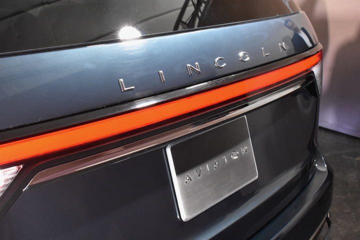 lincoln aviator suv enchufable dsc 0585 720x480 c