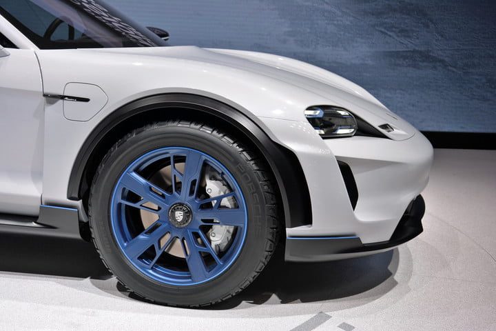 concepto porsche mission e cross turismo dt geneva concept 3 720x480 c