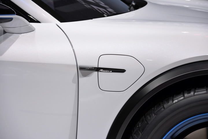 concepto porsche mission e cross turismo dt geneva concept 6 720x480 c